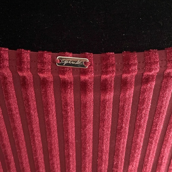 Victoria’s Secret Pink bralette V neckline - Picture 5 of 7